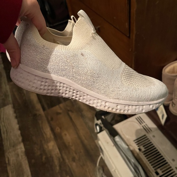 Brand new - Picture 2 of 3